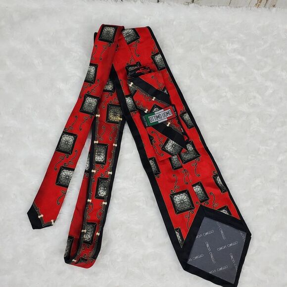Ottimo Uomo Silk Tie & Pocket Square Set Red Print - Picture 9 of 9